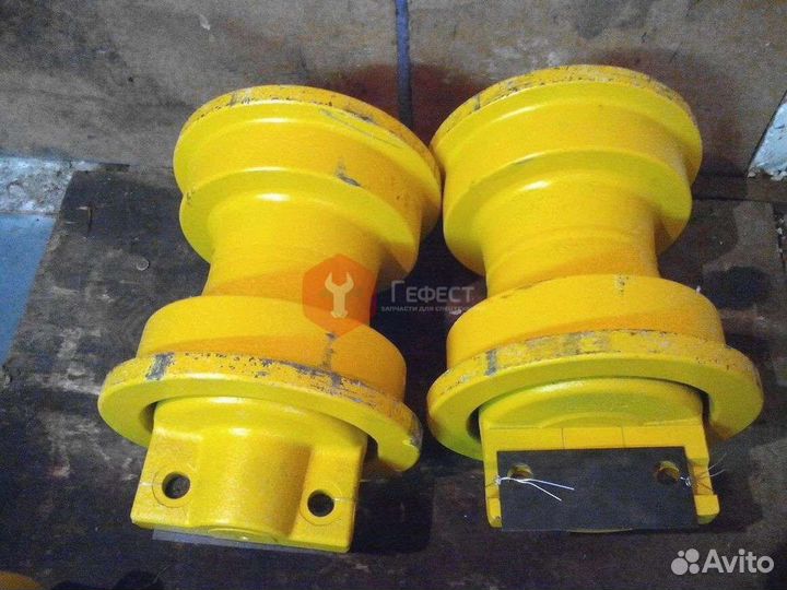 Каток поддерживающий Komatsu PC400LC-7 KM3857