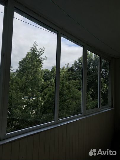 Продам алюминиевые раздвижные окна бу