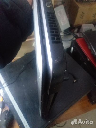 Ноутбук Toshiba l500-1q6, разбор на запчасти