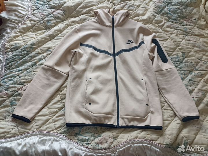 Кофта Nike tech fleece бежевая