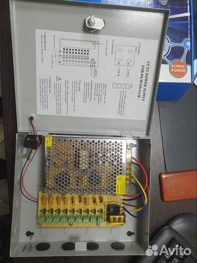 Блок источника питания 9-канальный 12В