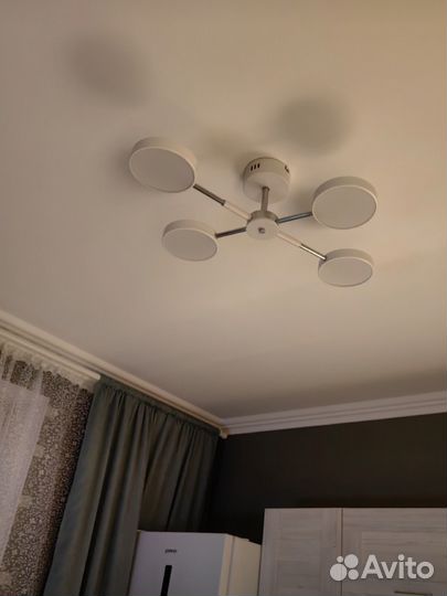 Люстра потолочная новая