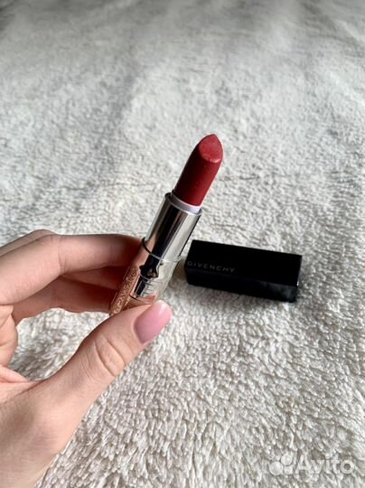 Givenchy помада оригинал