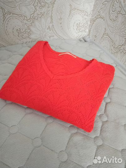 Кофта женская вязаная крючком