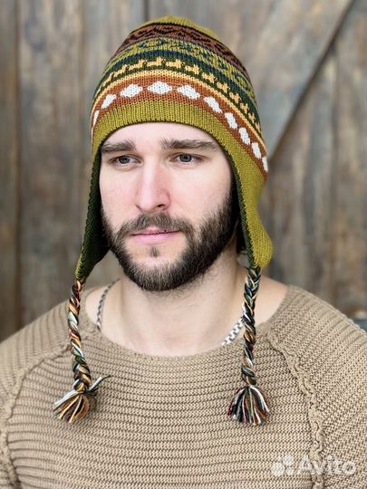 Мужская шапка двусторонняя с ушками зимняя Чульо 100% альпака цвет фисташковый-оливковый