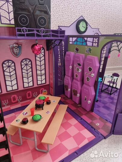 Школа монстер хай