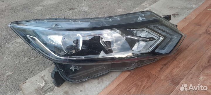 Фара правая nissan qashqai j11