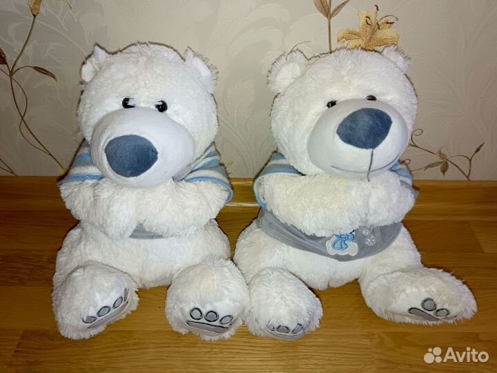 Плюшевый медведь с кармашком для вещей