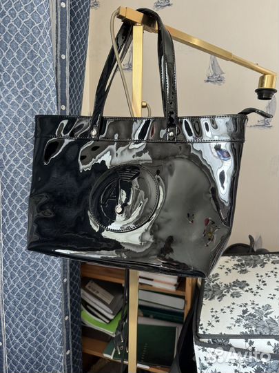 Сумкк лаковая Armani J