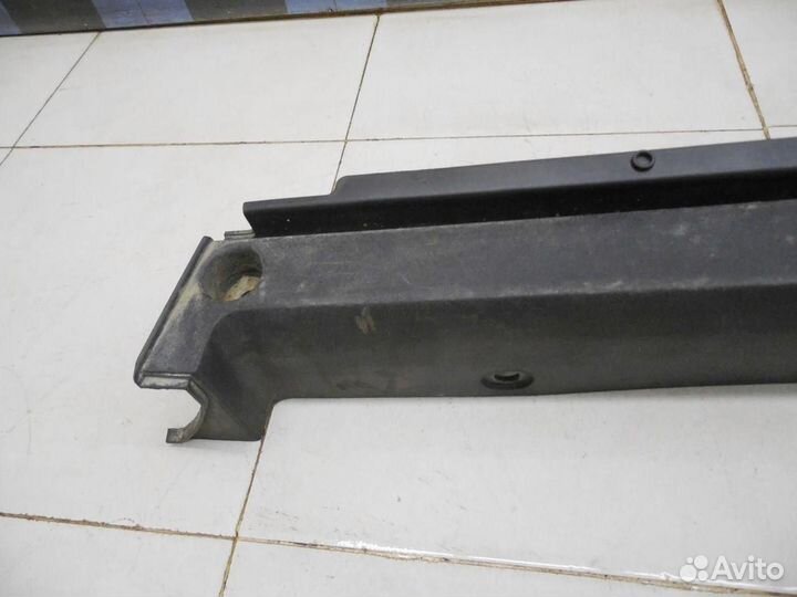 Накладка (кузов внутри) Passat B6 2005-2010