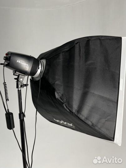 Фотовспышки студийные с софтбоксами