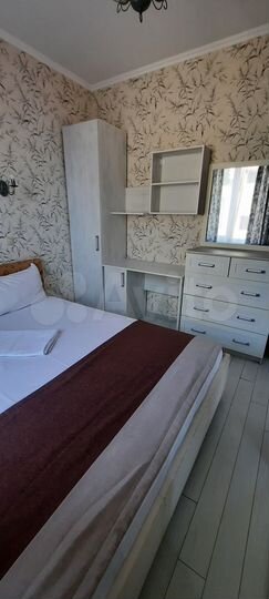 2-к. квартира, 43 м², 3/6 эт.