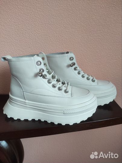 Ботинки женские демисезонные