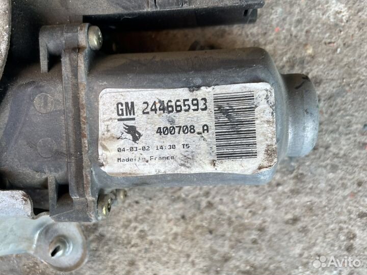 Стеклоподъемник левый передний opel corsa c