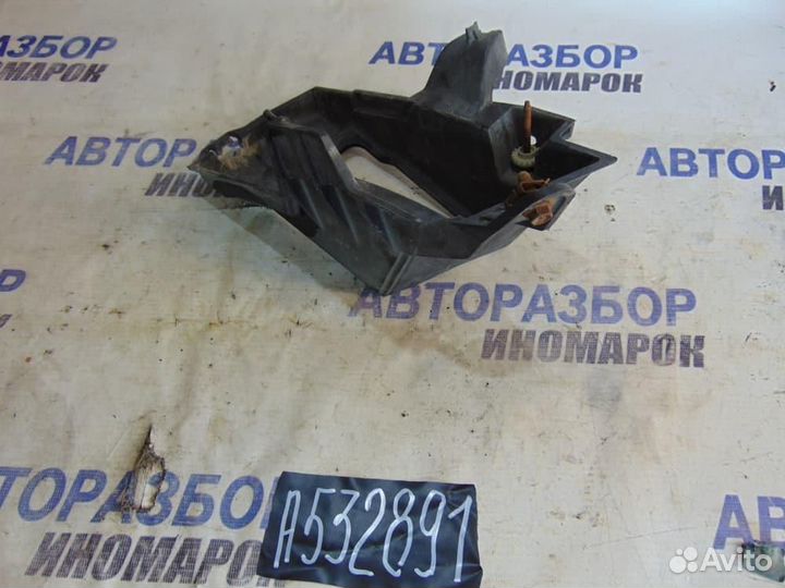 Кронштейн фары противотуманной левой для Toyota Co