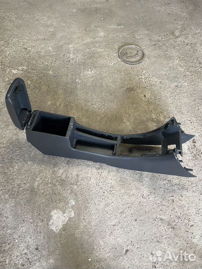 Подлокотник Lifan