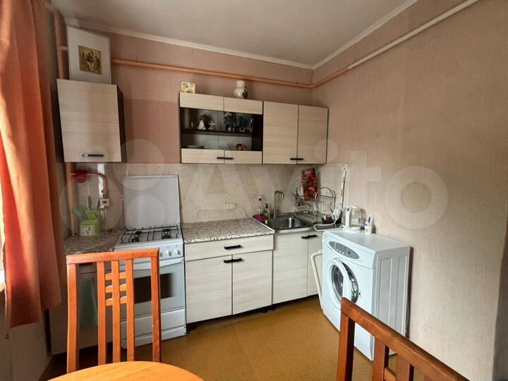 2-к. квартира, 54 м², 2/9 эт.