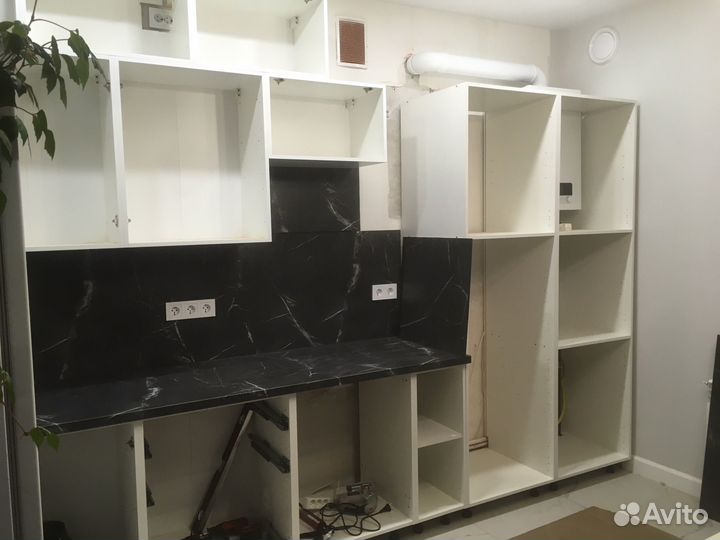 Сборка мебели, Сборщик мебели