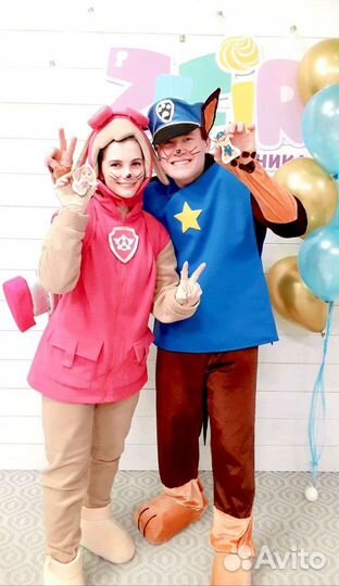 Белый медведь мишка и Чебурашка. Аниматоры