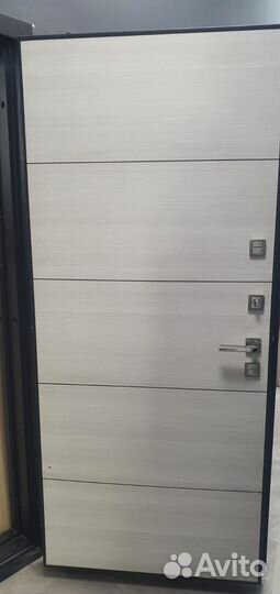 Дверь входная Termo Inoplast в дом