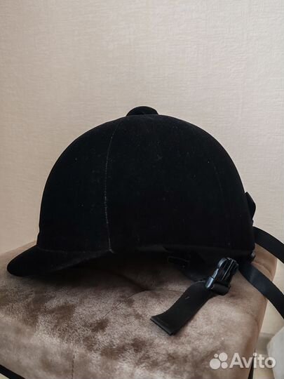 Шлем для верховой езды 56 размер