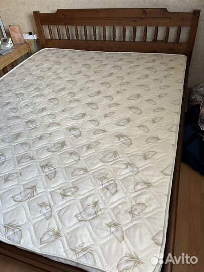 Кровать б/у