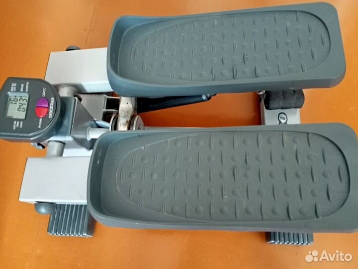 Тренажер степпер torneo