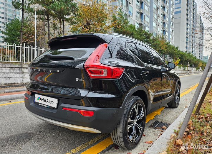 Volvo XC40 2.0 AT, 2022, 25 589 км