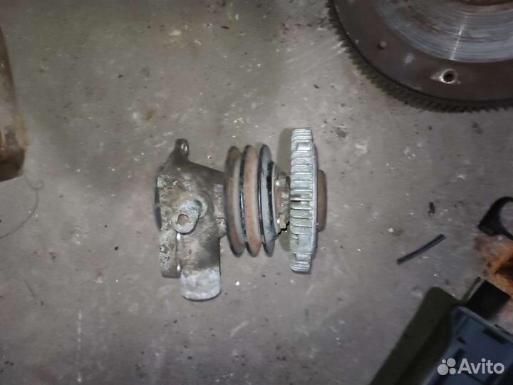 Помпа водяная ford transit 2