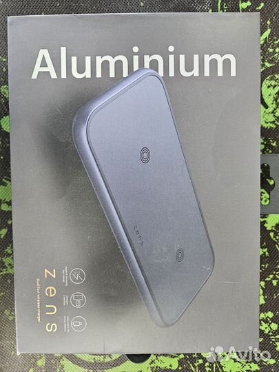 Беспроводное зарядное устройство zens aluminium