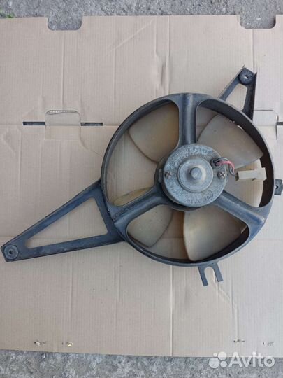 Вентилятор охлаждения радиатора