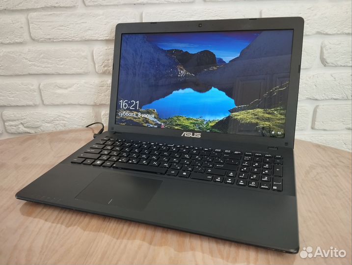 Asus Pentium 2117u/GF GT 710M/8Gb/ssd