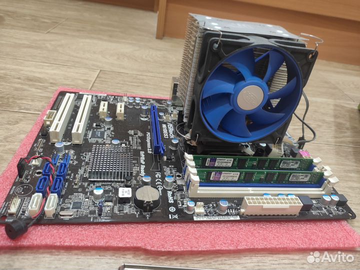 Материнская плата Asrock H61DE/S3