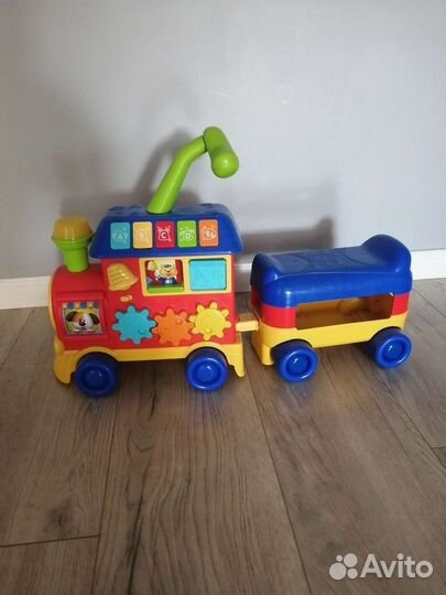 Паровозик музыкальный-каталка