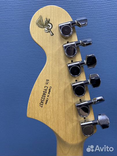 Гитара Squier Stratocaster