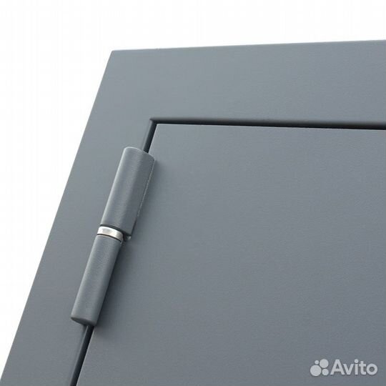 Входная дверь 