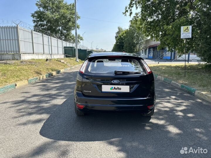 Ford Focus 1.8 МТ, 2010, 200 923 км