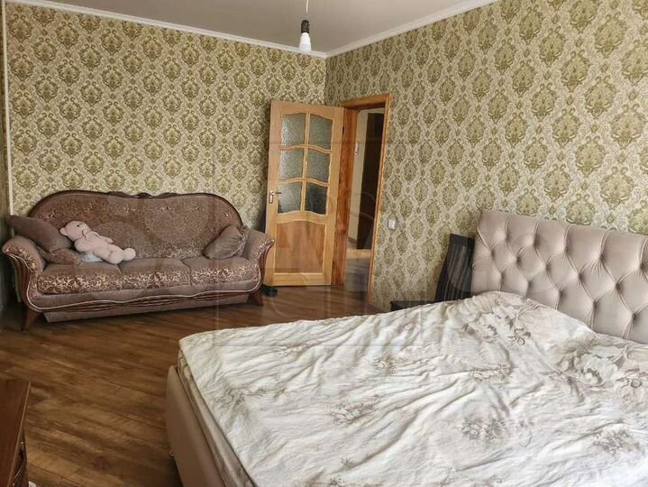 2-к. квартира, 50 м², 10/10 эт.