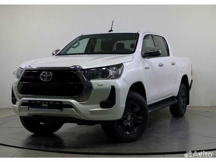 Toyota Hilux 2.8 AT, 2022, 1 км