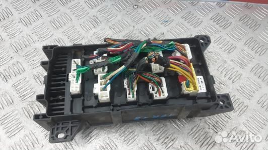 Блок предохранителей KIA sorento 1 (1BR18M101)