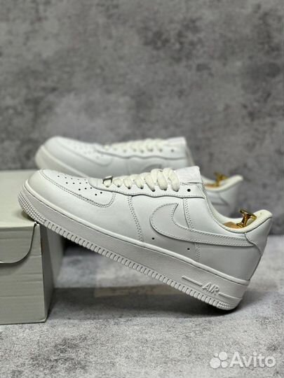 Кроссовки Nike Air Force 1