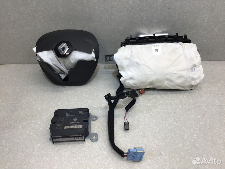 Подушка безопасности в рулевое колесо, Renault Kaptur 2016 985706588R