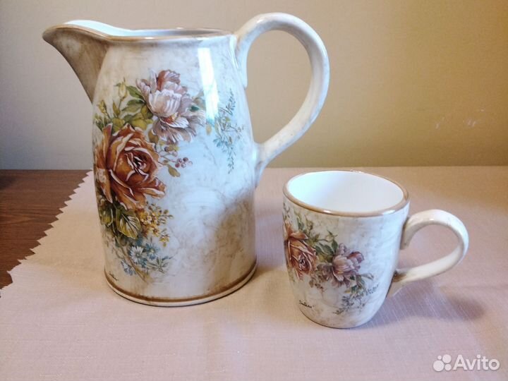 Кувшин и бокал керамика Италия