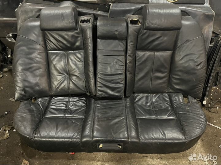 Задний диван BMW E38