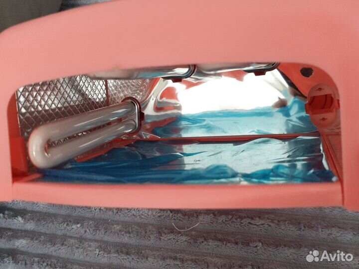 Лампа для ногтей