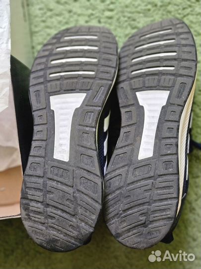 Кроссовки adidas 43.5 мужские