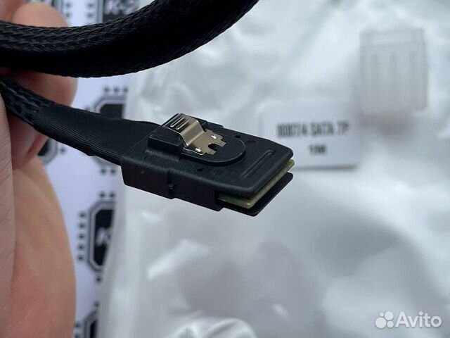 SFF8087 - 4x SATA кабель 0.5м