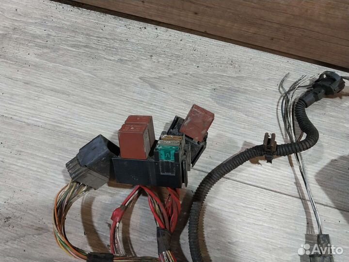 Моторная проводка Renault Logan 1.4 K7J коса двс