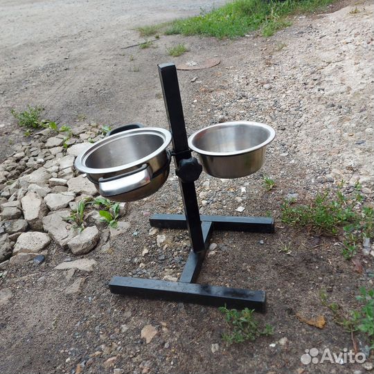 Подставка для собачьих мисок