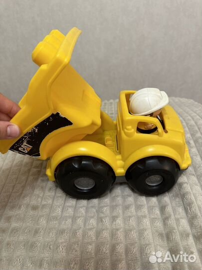 Грузовик самосвал mega bloks cat